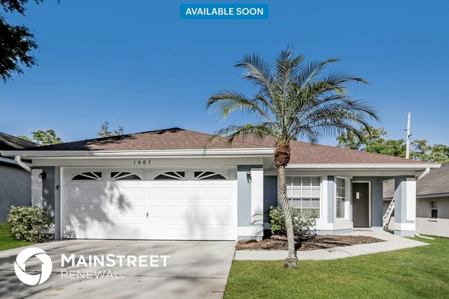 property at 1007 Royal Oaks Dr