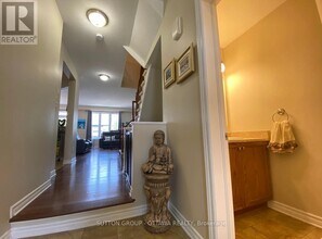461 Celtic Ridge Crescent in Ottawa, ON - Building Photo - Building Photo