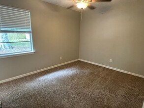 145 Courtaulds Ave in Saraland, AL - Building Photo - Building Photo