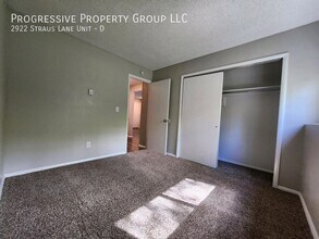 2922 Straus Ln in Colorado Springs, CO - Building Photo - Building Photo