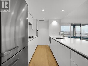 5766 Gilbert Rd. in Vancouver, BC - Building Photo - Building Photo