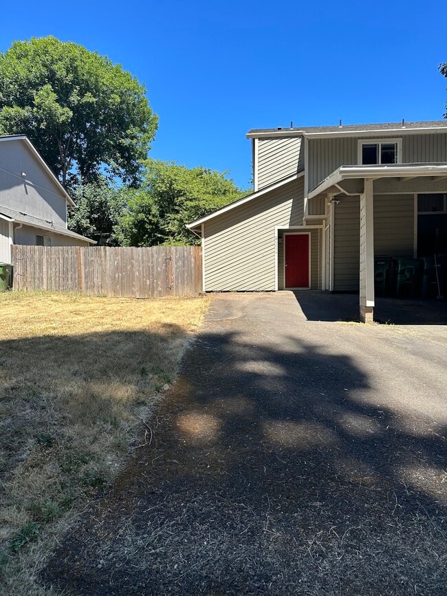 property at 605 Andrew St