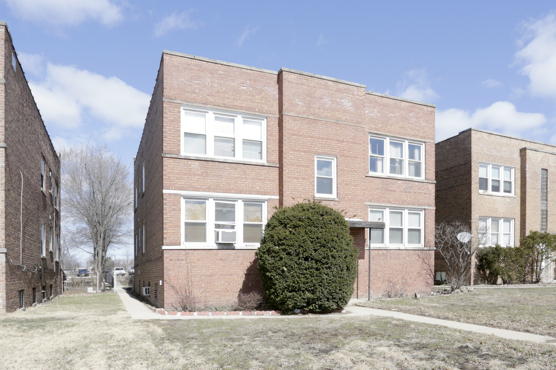 2536-2538 W Touhy Ave in Chicago, IL - Building Photo