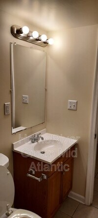 2912 Brighton St photo'