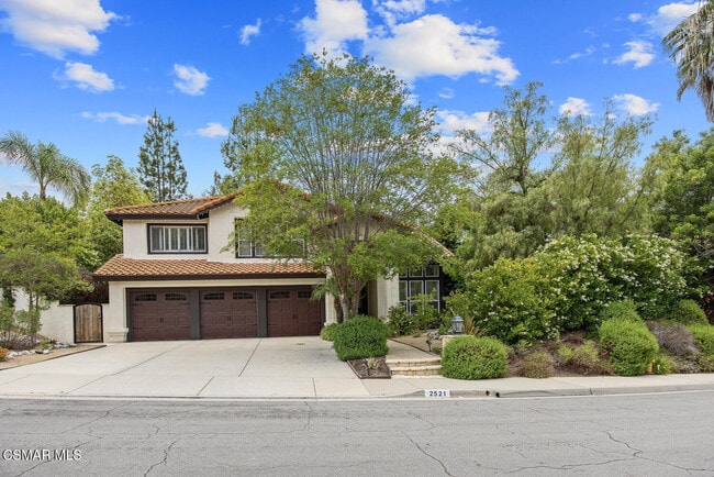 property at 2521 Sandycreek Dr