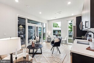 6910 Ridge Ave, Unit 208 in Philadelphia, PA - Building Photo