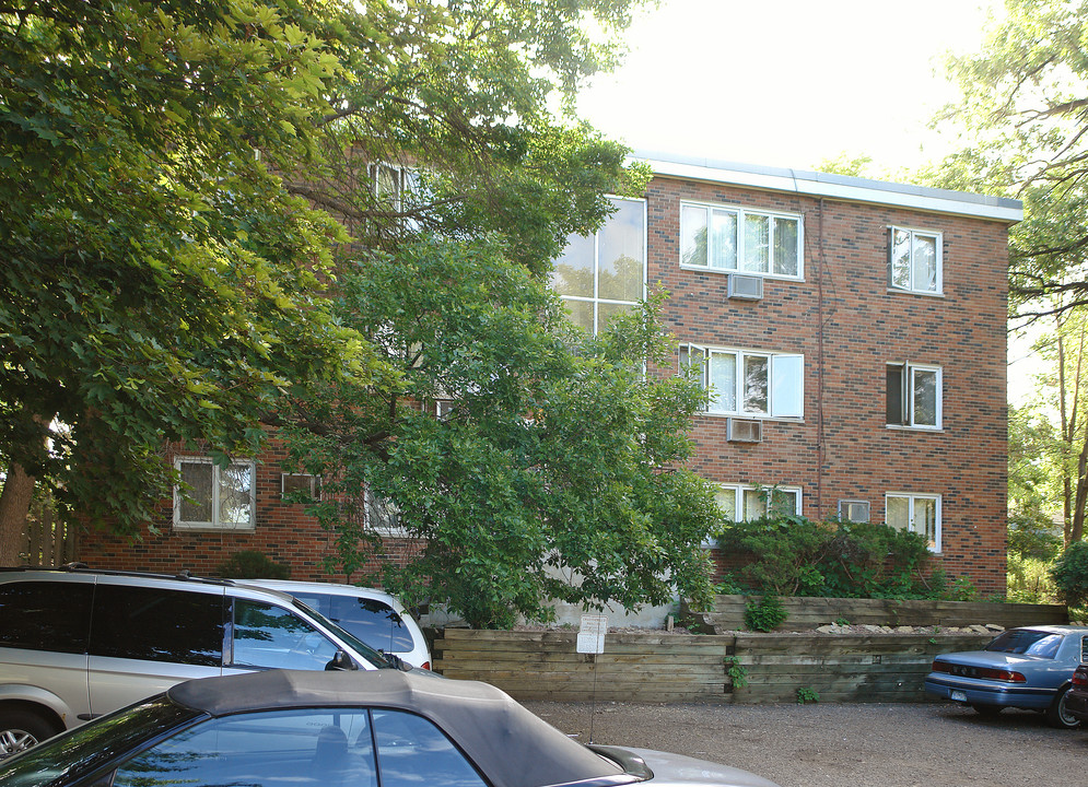 748 Tatum 12-plex in St. Paul, MN - Building Photo