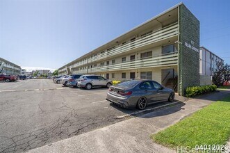 617 McNeill St in Honolulu, HI - Building Photo - Building Photo