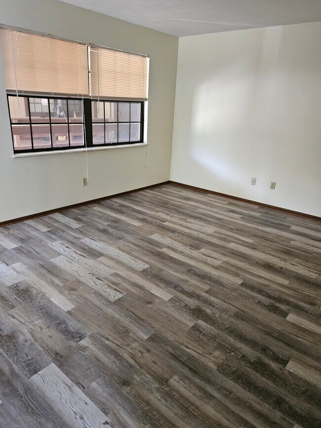 2146 Tanglewood Ave in Alliance, OH - Building Photo - Building Photo