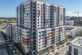 Gallery at FATVillage in Fort Lauderdale, FL - Foto de edificio - Building Photo