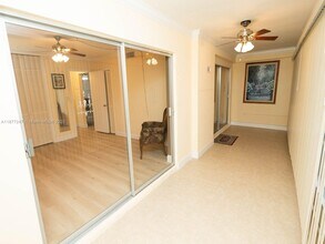 2121 NE 42nd Ct in Lighthouse Point, FL - Building Photo - Building Photo