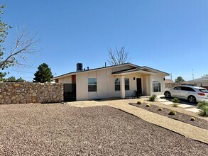 1217 Iguana Pl in Horizon City, TX - Building Photo - Building Photo