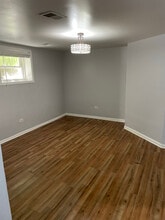 1436 E 71st Pl in Chicago, IL - Foto de edificio - Building Photo