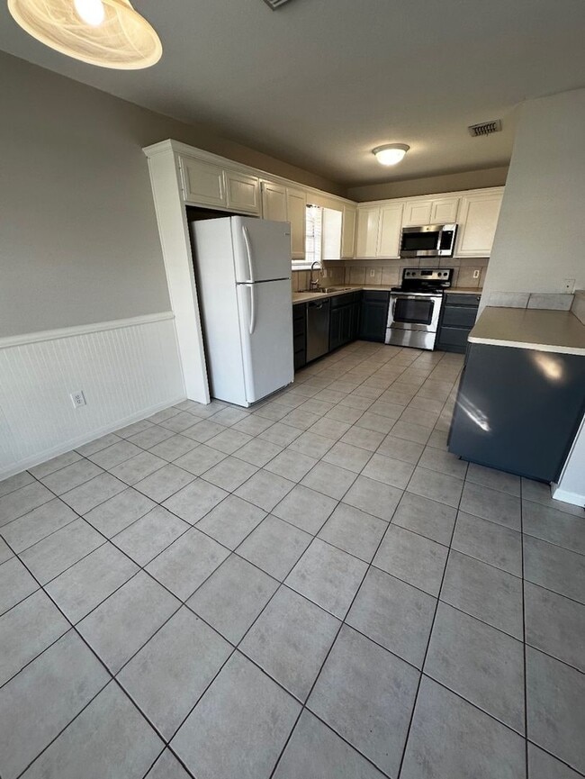 10100 Valencia Dr in Waco, TX - Building Photo - Building Photo