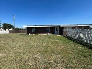 18049 Cindy's Ln in Justin, TX - Building Photo - Building Photo