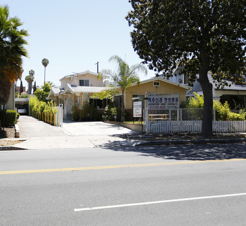 726-732 S Wilton Pl in Los Angeles, CA - Building Photo