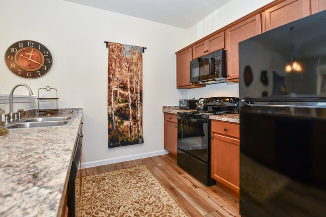 The Landings at Kingsbury in Hudson Falls, NY - Foto de edificio - Building Photo