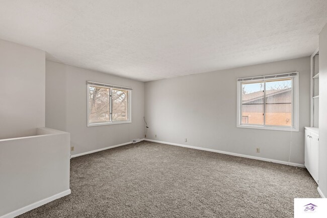 2664 N 93rd St in Omaha, NE - Building Photo - Building Photo