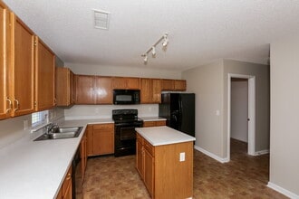 5220 Moonlight Trail SW in Concord, NC - Building Photo - Building Photo