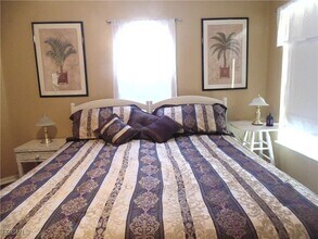 1900 Corona Del Sire Dr in North Fort Myers, FL - Building Photo - Building Photo