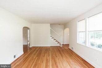3263 St Johns Ln in Ellicott City, MD - Building Photo - Building Photo