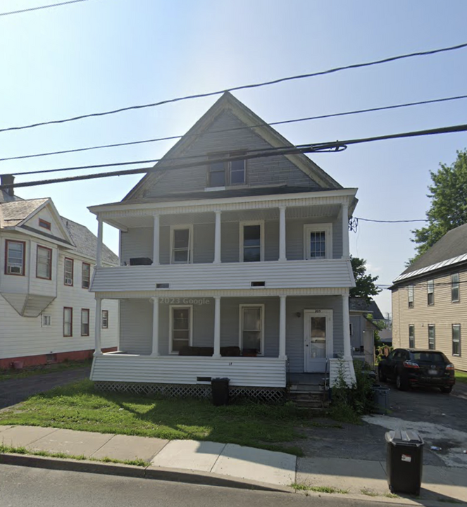 205 Church St in Amsterdam, NY - Building Photo