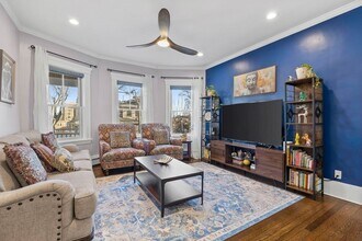 62 Atherton Rd, Unit 1 in Brookline, MA - Building Photo - Building Photo