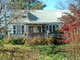 140 N Montgomery St in Walden, NY - Building Photo - Building Photo