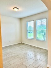 9330 McLaren Alley in Oakland, FL - Building Photo - Building Photo