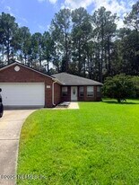 932 Lake Sanford Ct in St. Augustine, FL - Building Photo