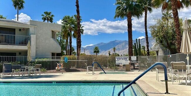 3155 E Ramon Rd, Unit 703