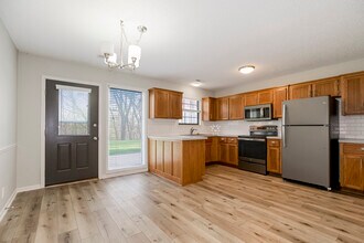 14 Wallingford Dr in Platte City, MO - Building Photo - Building Photo