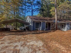 119 Summerwood Dr in Fairburn, GA - Building Photo