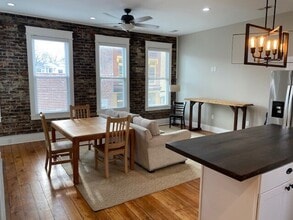 713 Main St, Unit 713.5 in Paris, KY - Building Photo - Building Photo