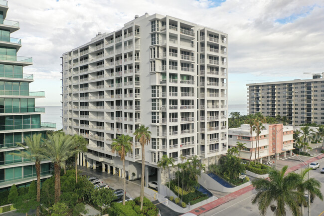 Marbella in Surfside, FL - Building Photo - Building Photo