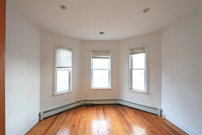 187 Brookline St in Cambridge, MA - Building Photo - Building Photo