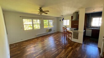 3338 Valley Dr in Alexandria, VA - Building Photo