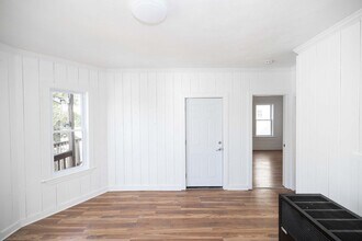 61 Rodney St in Worcester, MA - Building Photo - Building Photo