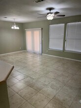 2100 Pipers Field Dr in Austin, TX - Building Photo - Building Photo