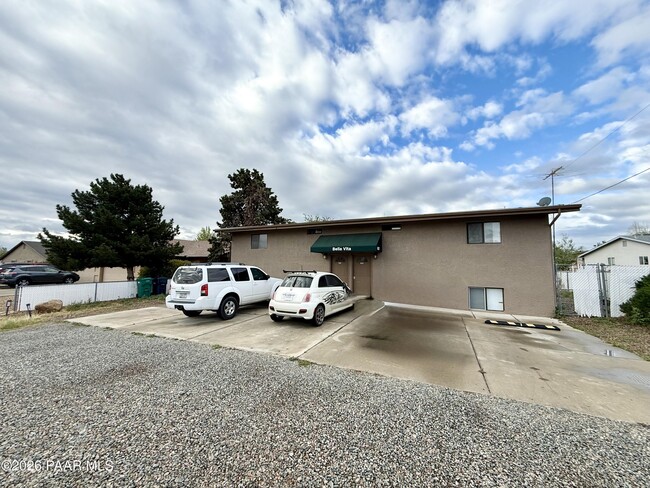 8617 E Yavapai Rd in Prescott Valley, AZ - Building Photo - Building Photo