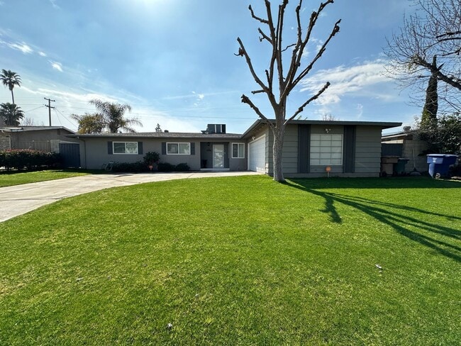 property at 3219 Harvard Dr