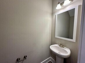 215 Date Palm Ln in Freeport, FL - Building Photo - Building Photo