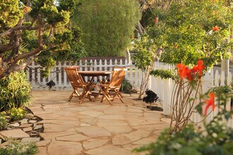 3532 Helms Ave in Culver City, CA - Building Photo - Building Photo