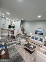 2755 N Dover St in Philadelphia, PA - Building Photo