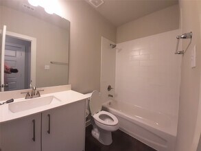 9877 Grosbeak Ln in The Woodlands, TX - Building Photo - Building Photo