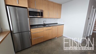 11 Lakeview Terrace in Burlington, VT - Building Photo - Building Photo