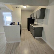 1720 NE 62nd St, Unit 2 in Fort Lauderdale, FL - Foto de edificio - Building Photo