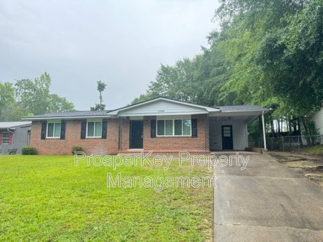 property at 1526 Barcelona Dr