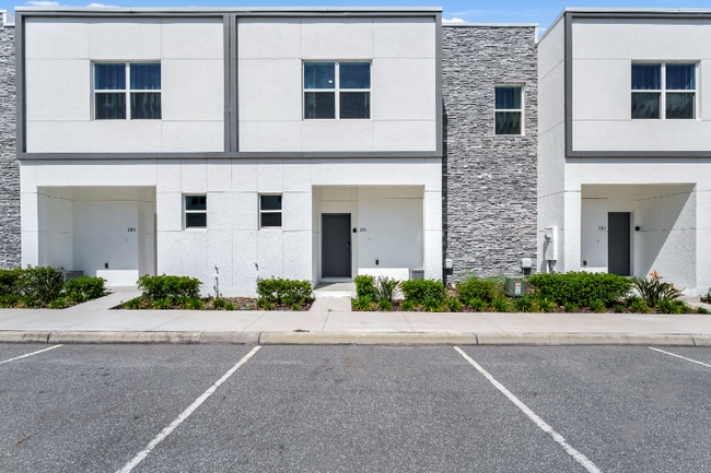 391 Famagusta Dr in Davenport, FL - Building Photo - Building Photo