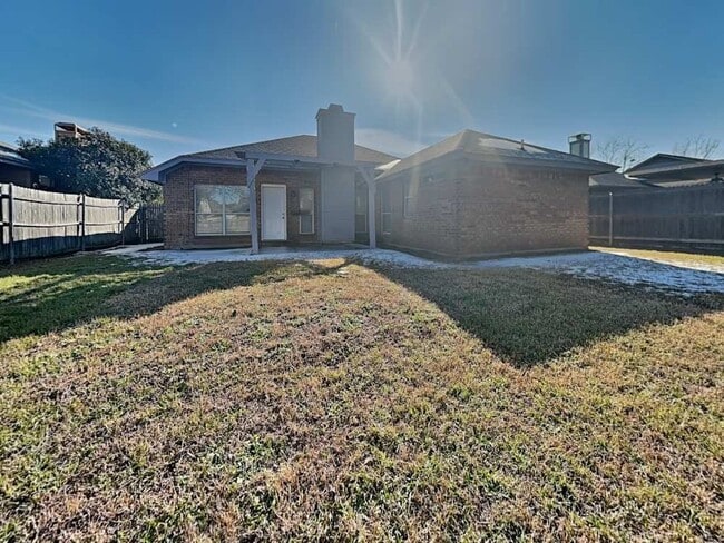 1936 Ashley Dr